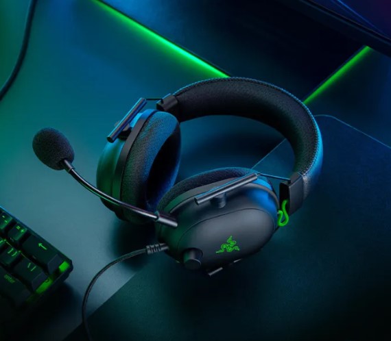 EVERYDAY NEEDS AND WANTS 7.1 Surround Headphones