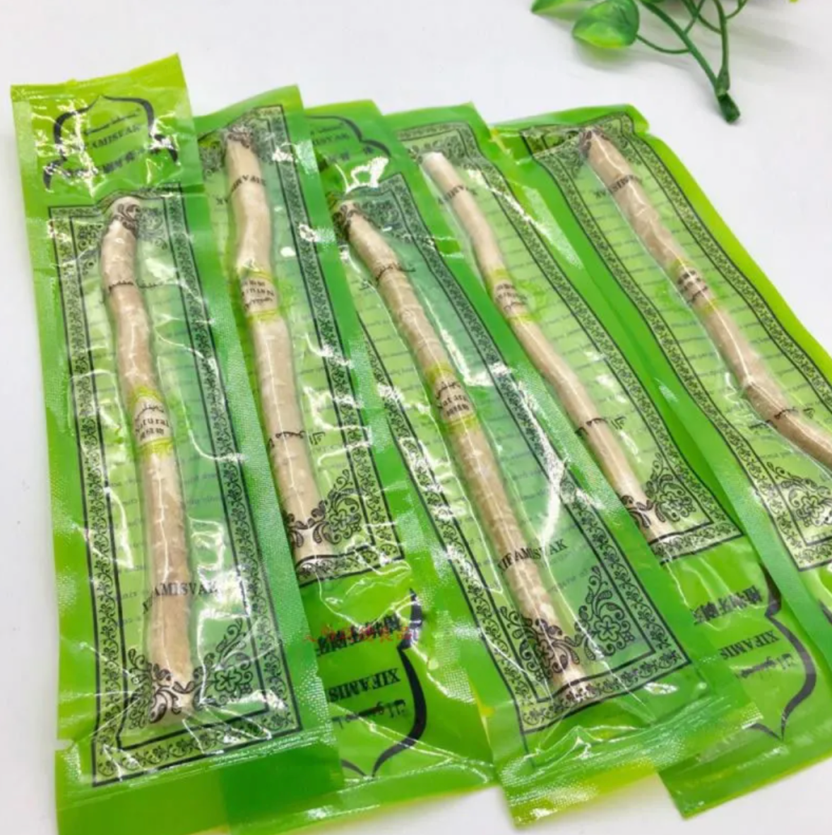 EVERYDAY NEEDS AND WANTS Miswak Tooth Stick